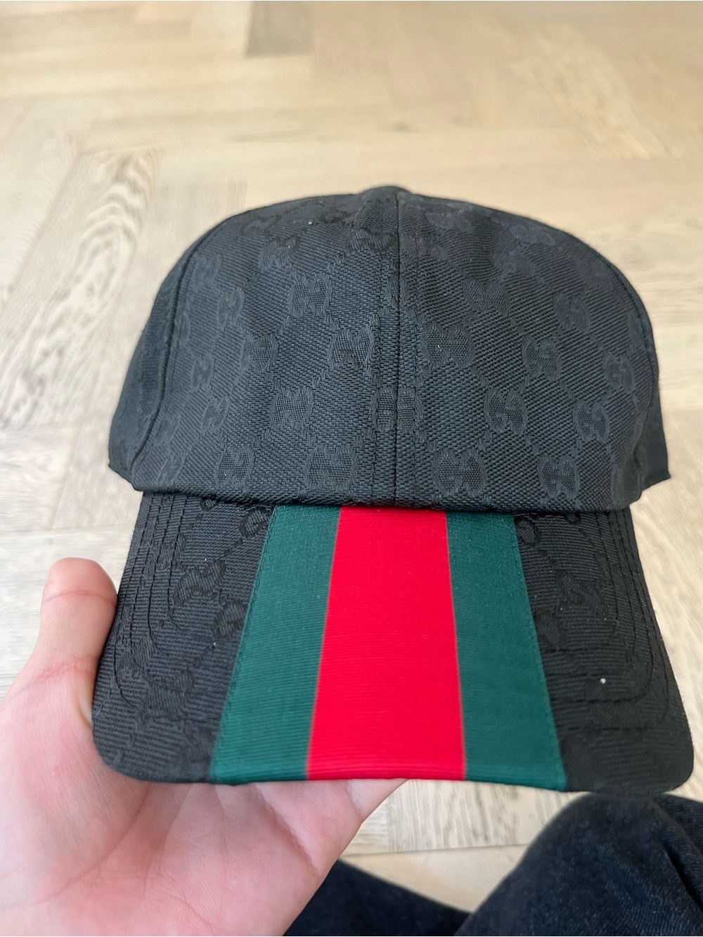 Gucci Black GG Canvas Cap with Red & Green Stripe - Picture 2 of 3